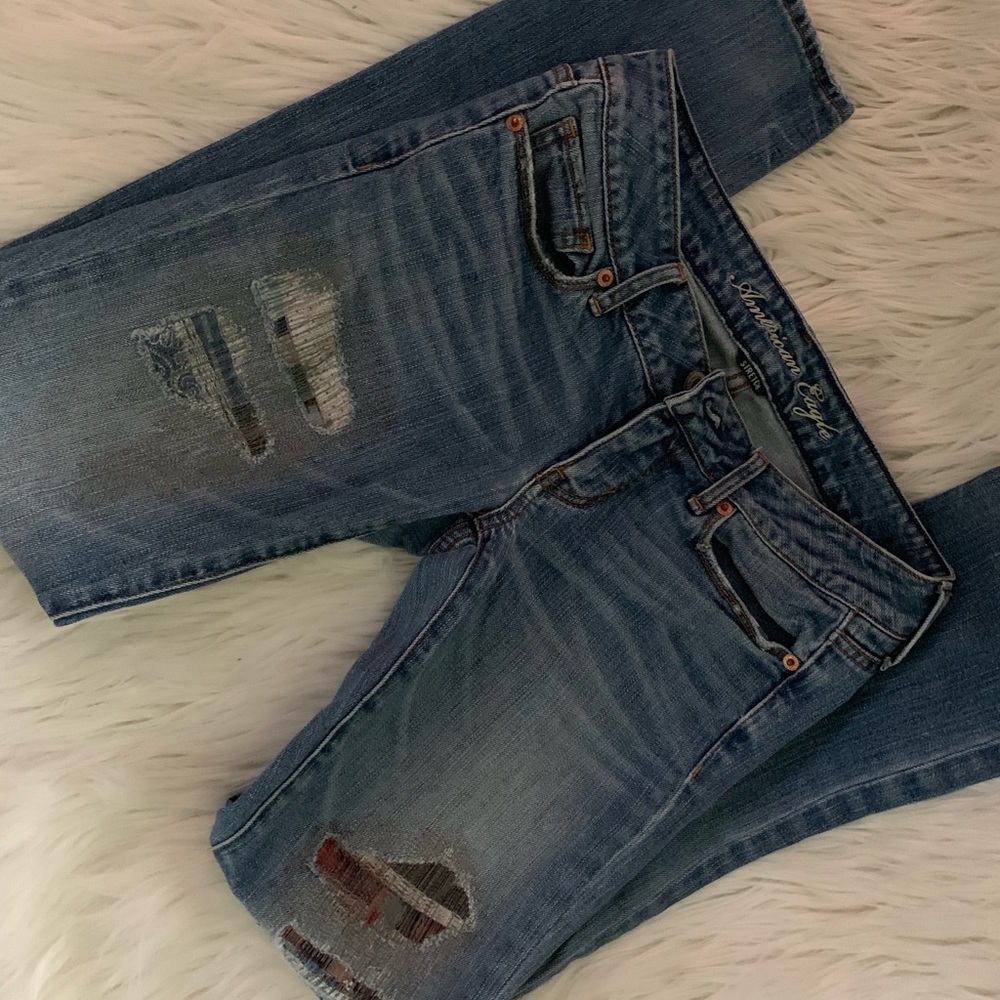 American Eagle Destroyed Skinny Jeans